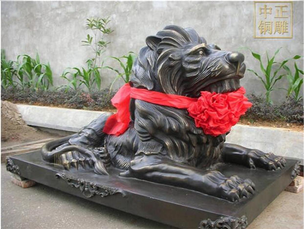 銅獅子